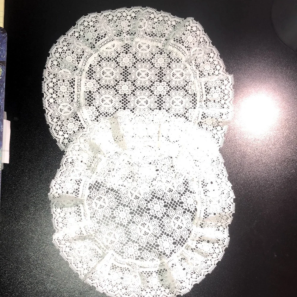 NEW LISTING! Vintage Lace Doilies Set
